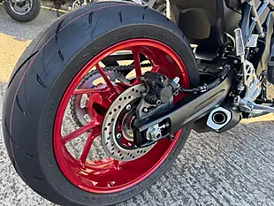 Used 2026 Suzuki GSX-8R 800 - Interior and Exterior details 8