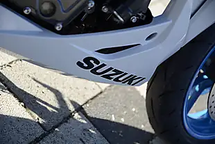 Used 2026 Suzuki GSX-8R 8R White - Interior and Exterior details 5