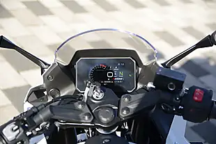 Used 2026 Suzuki GSX-8R 8R White - Interior and Exterior details 8