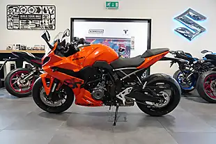 Used 2026 Suzuki GSX-8R Glass Blaze Orange - Interior and Exterior details 2