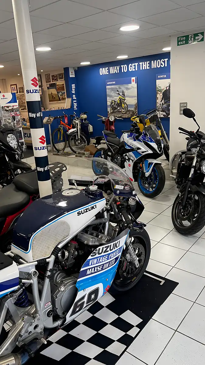 Used 2026 Suzuki GSX-8R Multi-Coloured - Interior and Exterior details 13