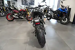 Used 2026 Suzuki GSX-8S Metallic Matt Black - Interior and Exterior details 4