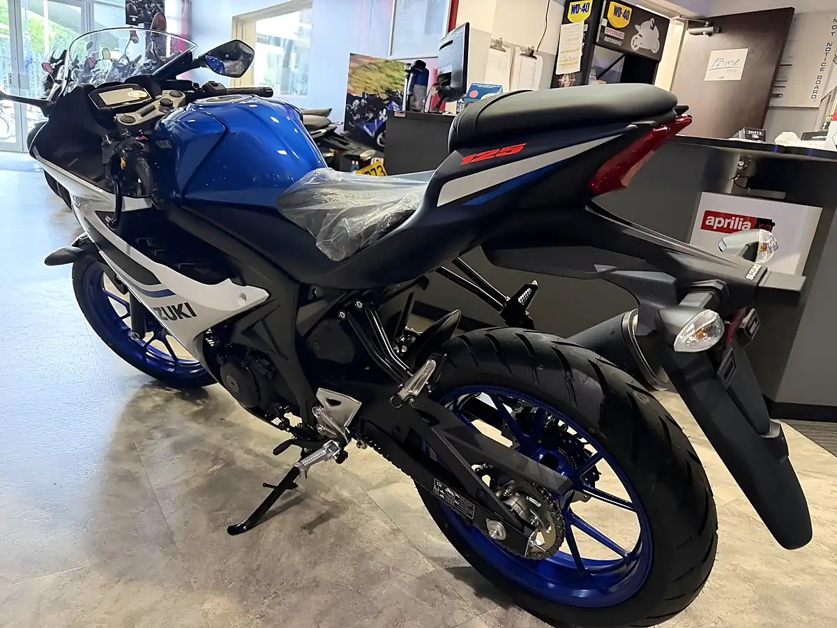 Used 2026 Suzuki GSX-R125 125 - Interior and Exterior details 4