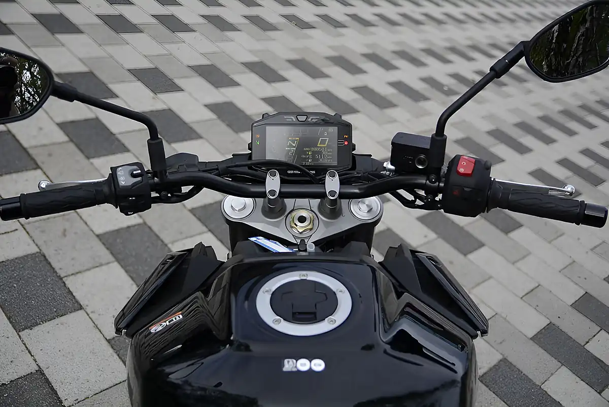 Used 2026 Suzuki Gsx-S 950 Black - Interior and Exterior details 11