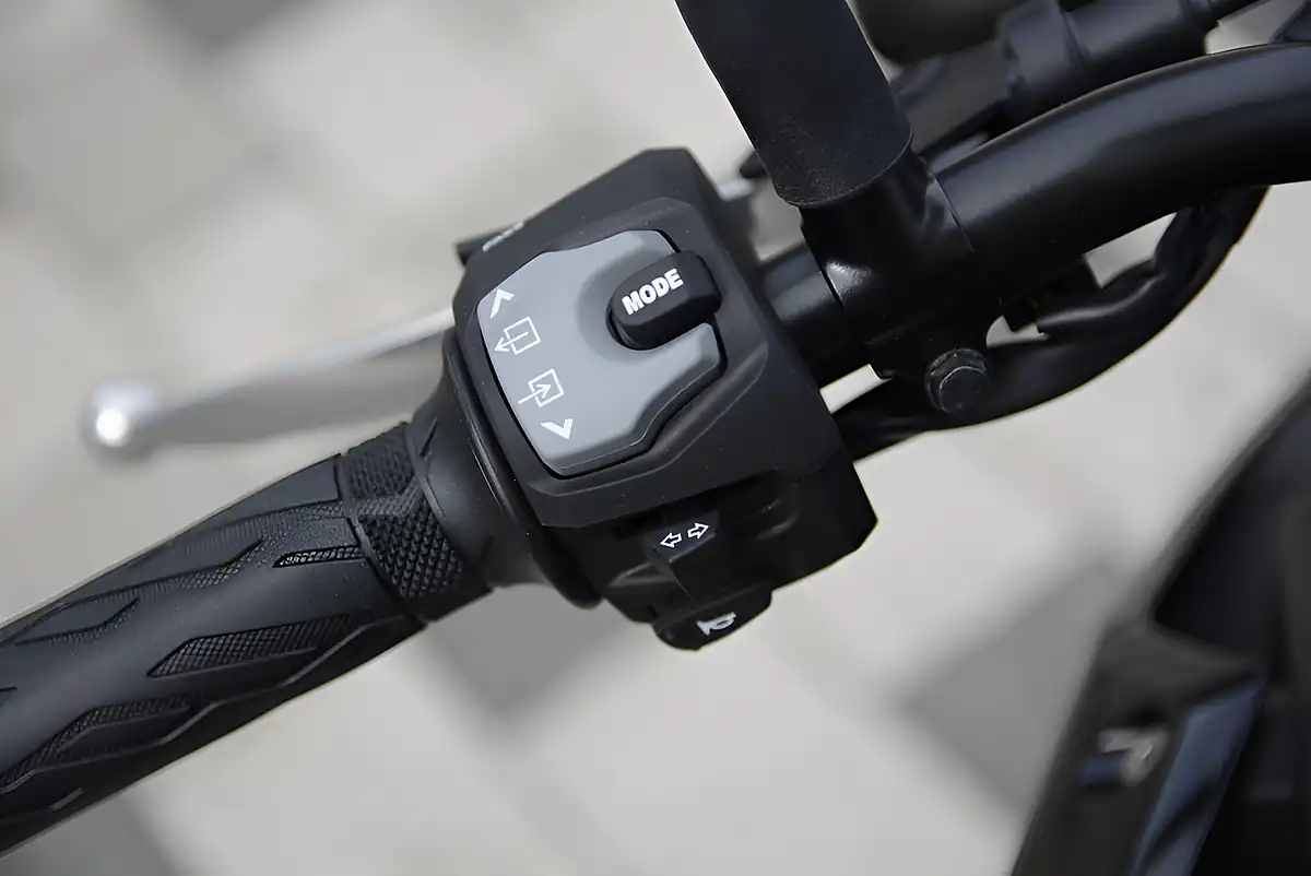 Used 2026 Suzuki Gsx-S 950 Black - Interior and Exterior details 13