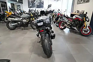 Used 2026 Suzuki GSX-S1000 Gx+ Glass Matt Mechanical Grey - Interior and Exterior details 4