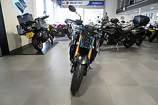 Used 2026 Suzuki GSX-S1000 Triton Blue - Interior and Exterior details 3