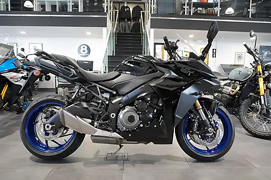 2026 Suzuki GSX-S1000GT+
