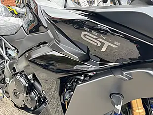 Used 2026 Suzuki GSX-S1000GT Gt+ - Interior and Exterior details 10