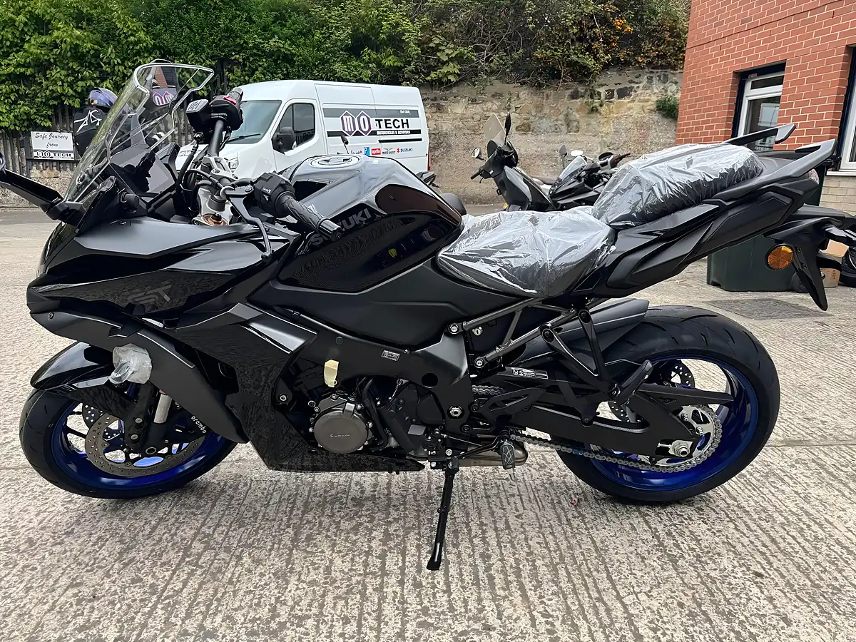Used 2026 Suzuki GSX-S1000GT Gt+ - Interior and Exterior details 5