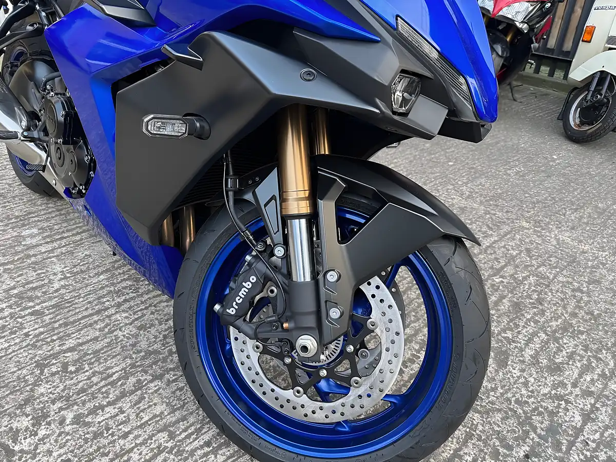Used 2026 Suzuki GSX-S1000GT Gt+ Pearl Vigour Blue - Interior and Exterior details 7