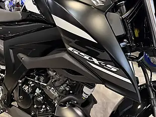 Used 2026 Suzuki GSX-S125 125 - Interior and Exterior details 8