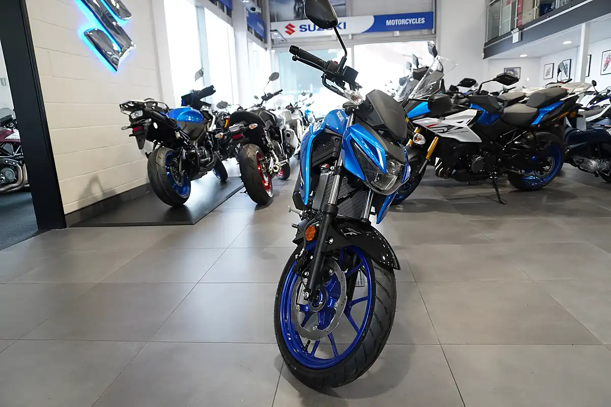 Used 2026 Suzuki GSX-S125 Triton Blue - Interior and Exterior details 3
