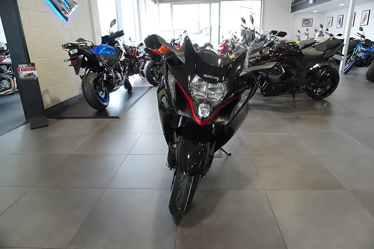 Used 2026 Suzuki GSX1300R Hayabusa Glass Sparkle Black - Interior and Exterior details 3