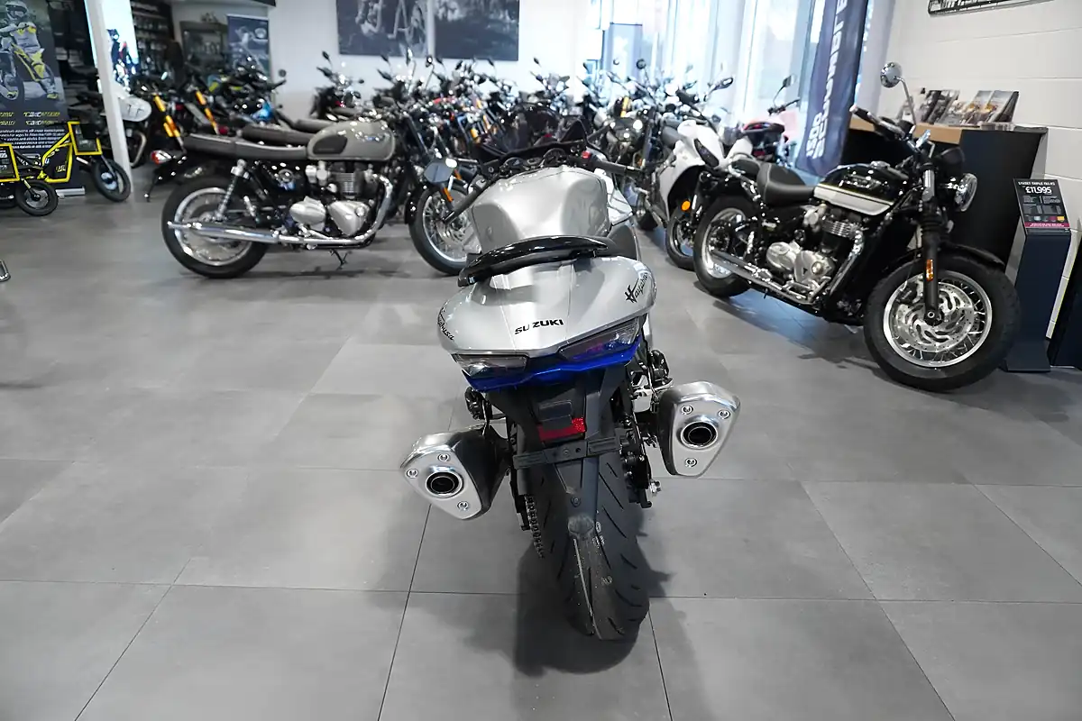 Used 2026 Suzuki GSX1300R Hayabusa Metallic Steel Green - Interior and Exterior details 4