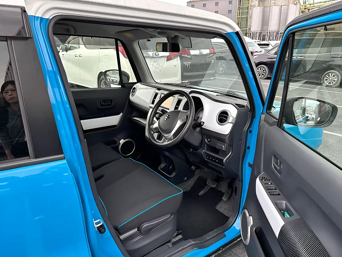 Used 2026 Suzuki Hustler G Summer Blue - Interior and Exterior details 11