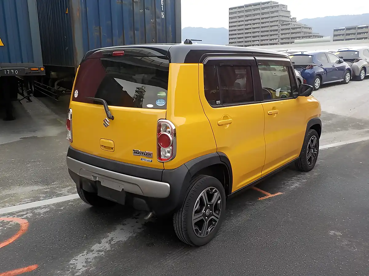 Used 2026 Suzuki Hustler X Active Yellow Cgk - Interior and Exterior details 8