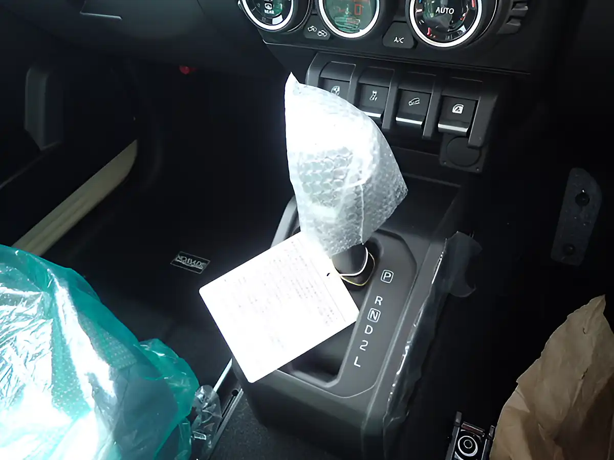 Used 2026 Suzuki Jimny Nomade Chiffon Ivory - Interior and Exterior details 10