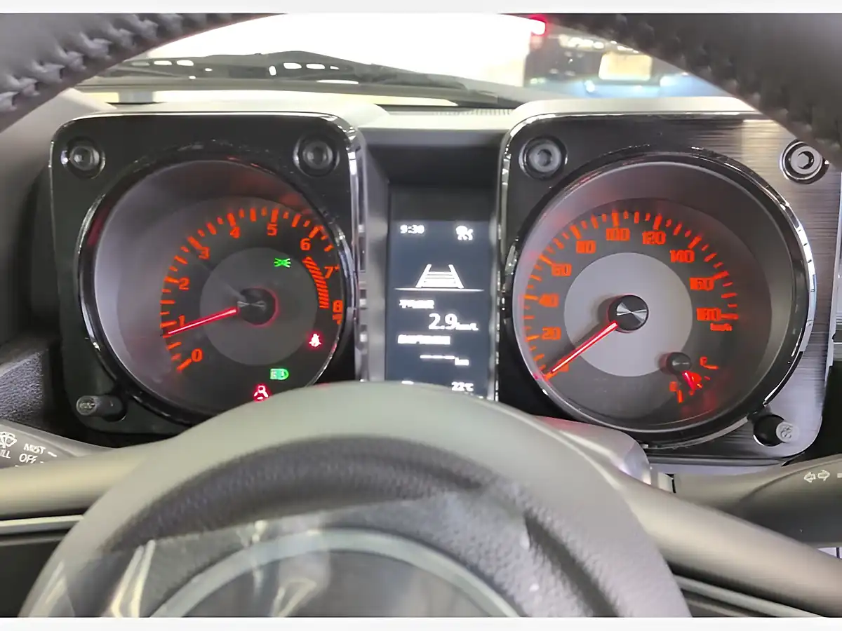 Used 2026 Suzuki Jimny Nomade Granite Grey Metallic - Interior and Exterior details 4