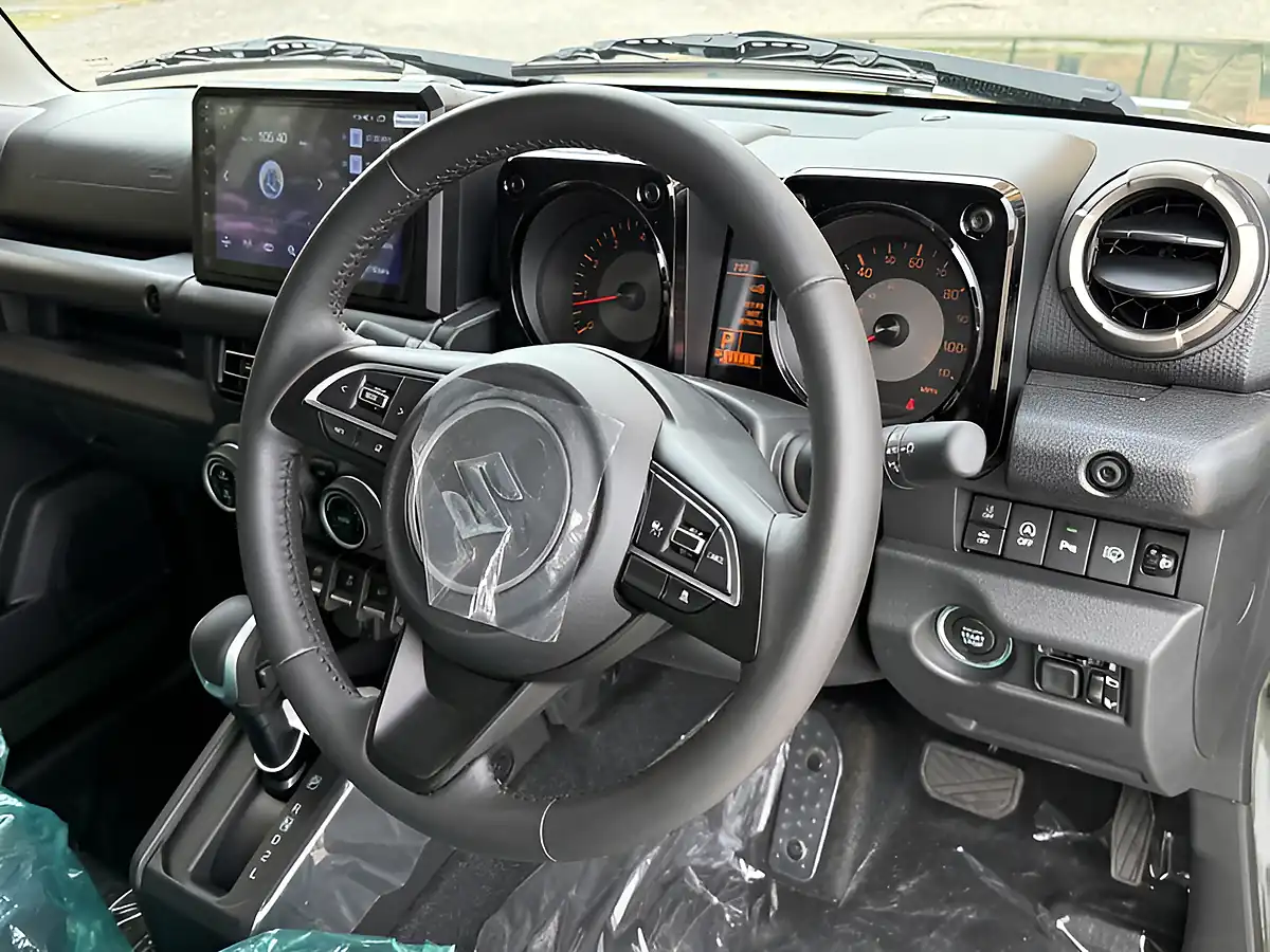Used 2026 Suzuki Jimny Nomade Jungle Green - Interior and Exterior details 20