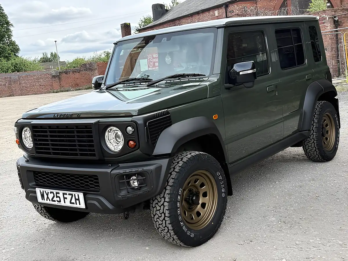 Used 2026 Suzuki Jimny Nomade Jungle Green - Interior and Exterior details 5