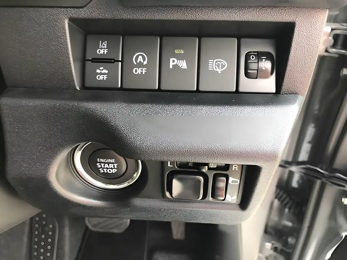Used 2026 Suzuki Jimny Sierra Jc Grey - Interior and Exterior details 17