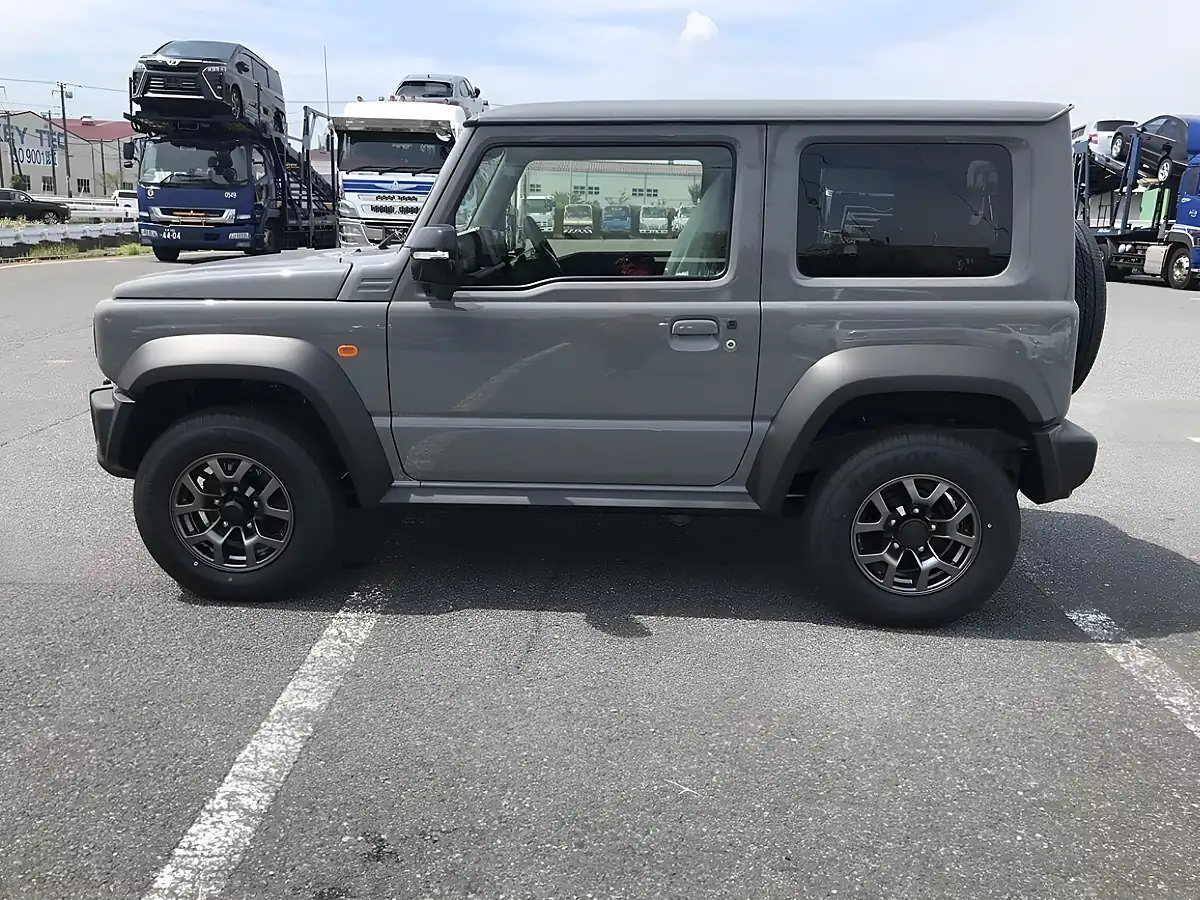 Used 2026 Suzuki Jimny Sierra Jc Grey - Interior and Exterior details 8