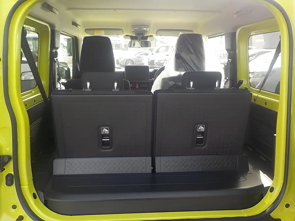 Used 2026 Suzuki Jimny Sierra Jc Kinetic Yellow - Interior and Exterior details 9