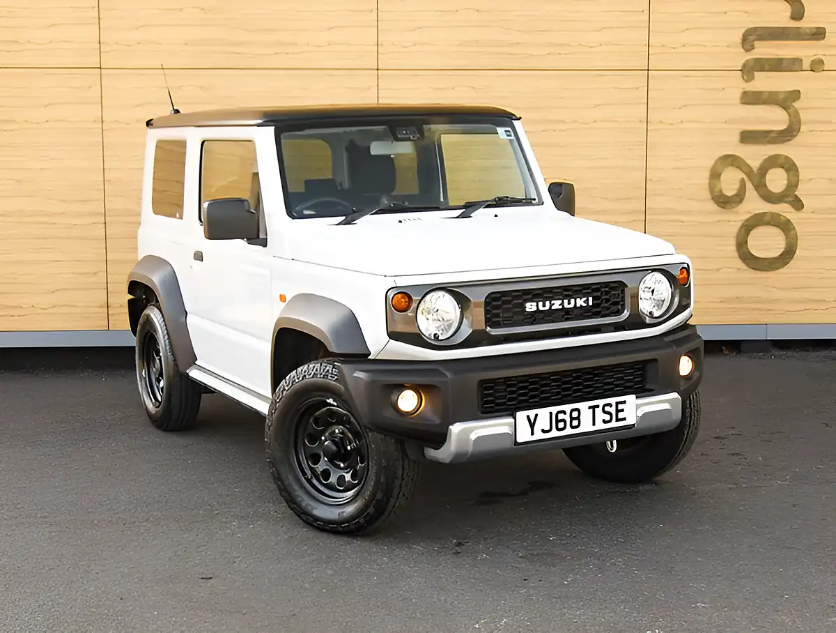 Used 2026 Suzuki Jimny SZ4 White - Front View