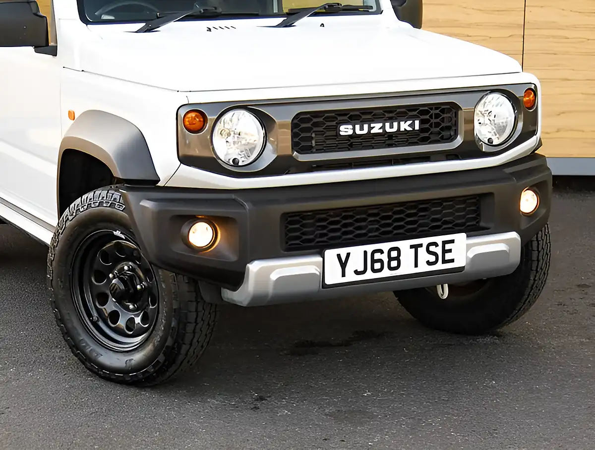 Used 2026 Suzuki Jimny SZ4 White - Interior and Exterior details 9