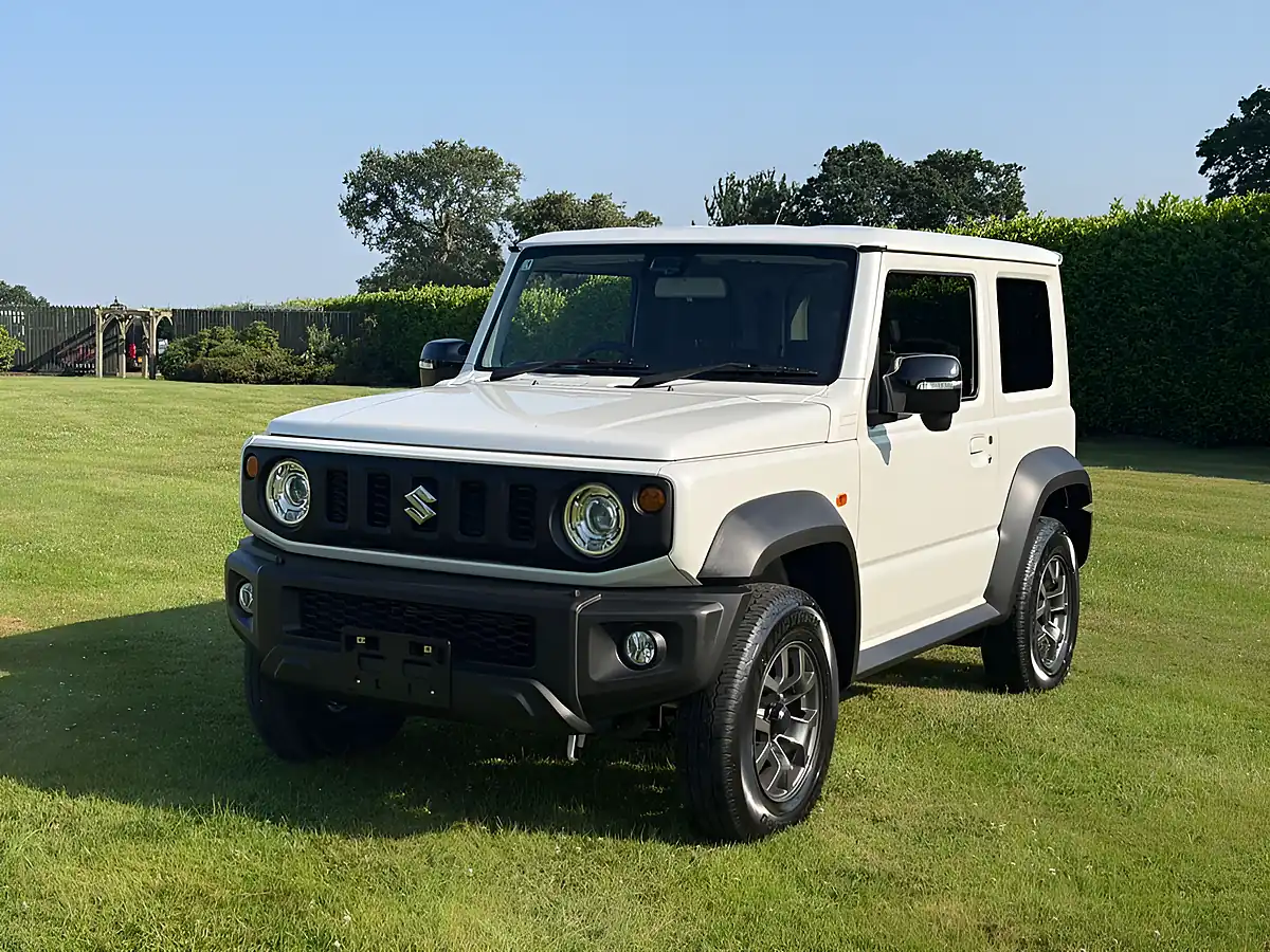 Used 2026 Suzuki Jimny Sz5 White - Front View