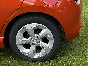 Used 2026 Suzuki Swift Motion Orange - Interior and Exterior details 9