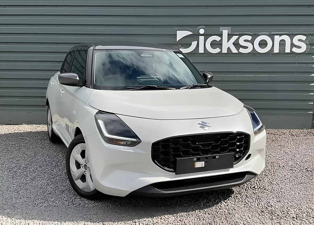 Used 2026 Suzuki Swift Motion Pure White/Grey Roof - Front View
