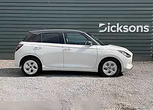 Used 2026 Suzuki Swift Motion Pure White/Grey Roof - Interior and Exterior details 11