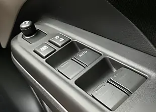 Used 2026 Suzuki Swift Motion Pure White/Grey Roof - Interior and Exterior details 18