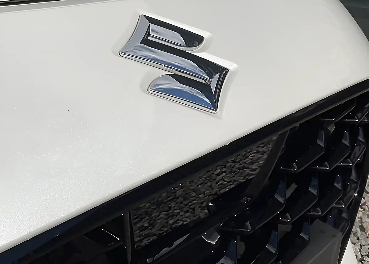 Used 2026 Suzuki Swift Motion Pure White/Grey Roof - Interior and Exterior details 6
