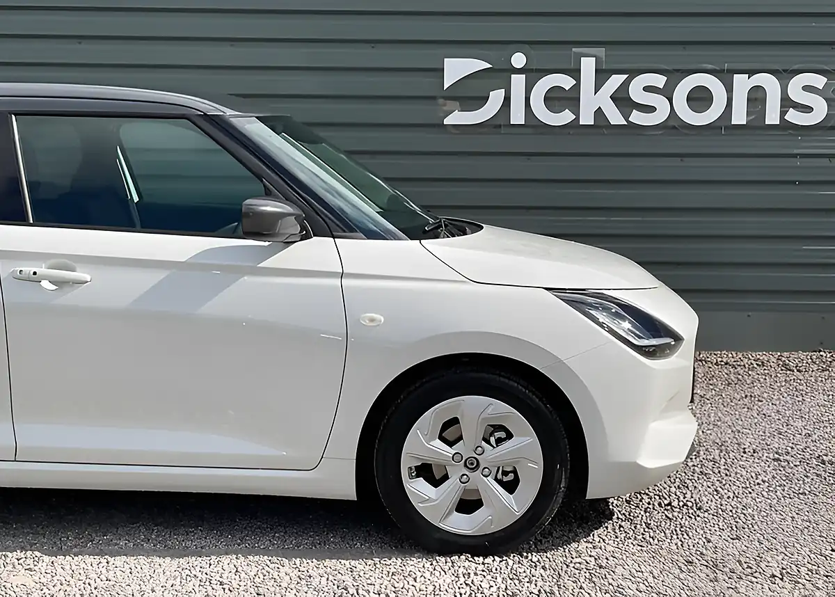 Used 2026 Suzuki Swift Motion Pure White/Grey Roof - Interior and Exterior details 7