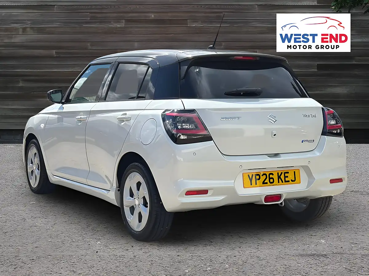 Used 2026 Suzuki Swift Motion White - Interior and Exterior details 3