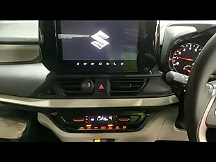 Used 2026 Suzuki Swift Motion White - Interior and Exterior details 13