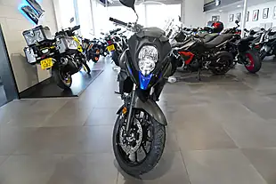 Used 2026 Suzuki V-Strom 650 Adventure Glass Sparkle Black - Interior and Exterior details 3
