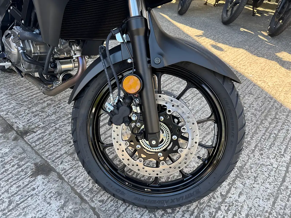 Used 2026 Suzuki V-Strom 650 - Interior and Exterior details 12