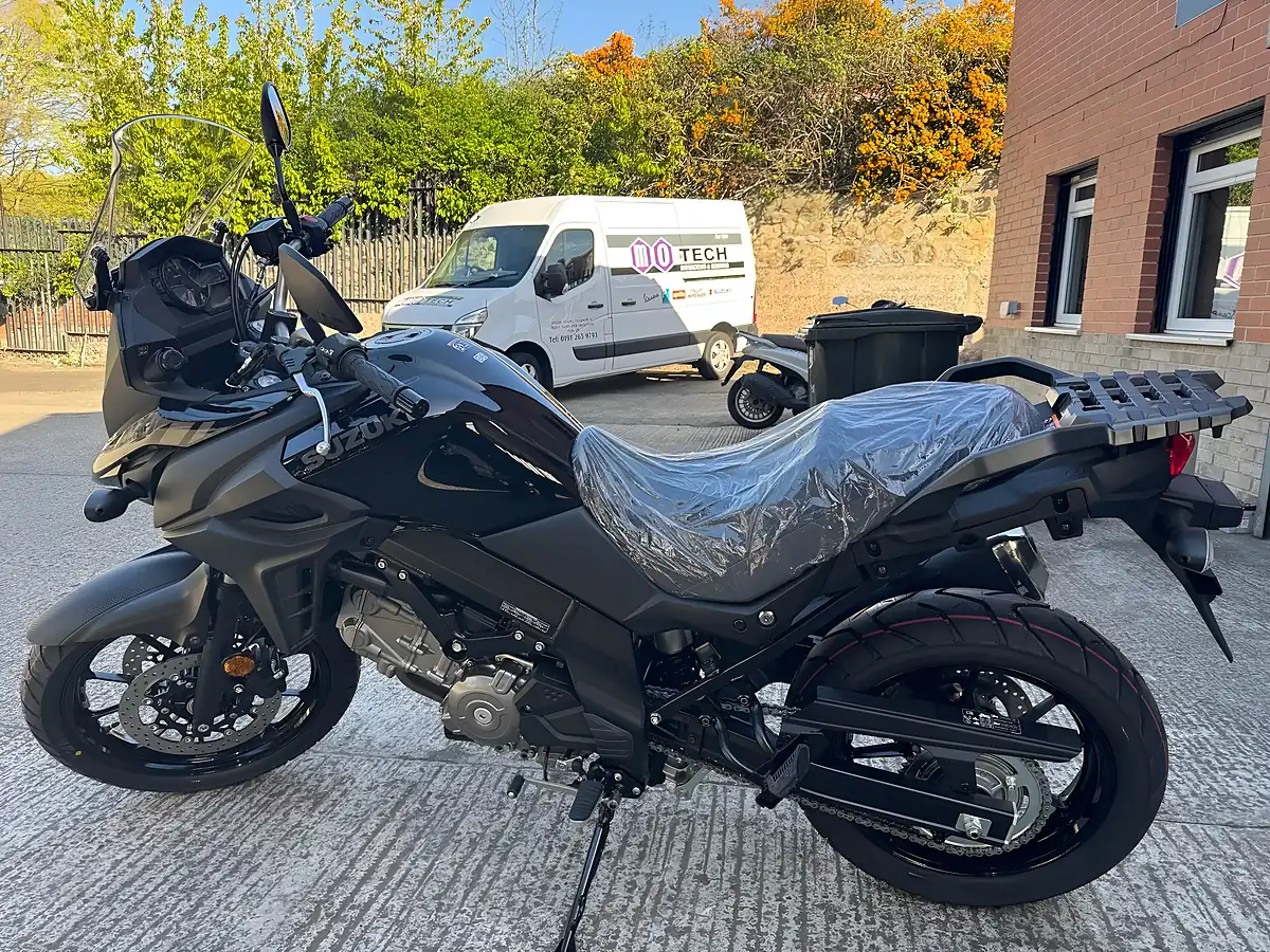 Used 2026 Suzuki V-Strom 650 - Interior and Exterior details 4