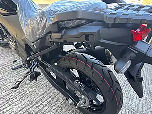 Used 2026 Suzuki V-Strom 650 - Interior and Exterior details 6
