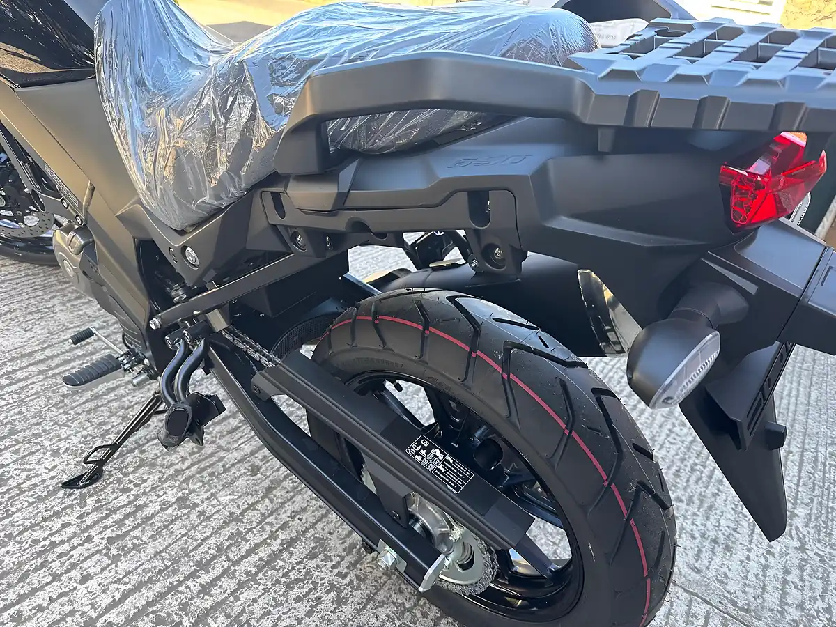 Used 2026 Suzuki V-Strom 650 - Interior and Exterior details 6