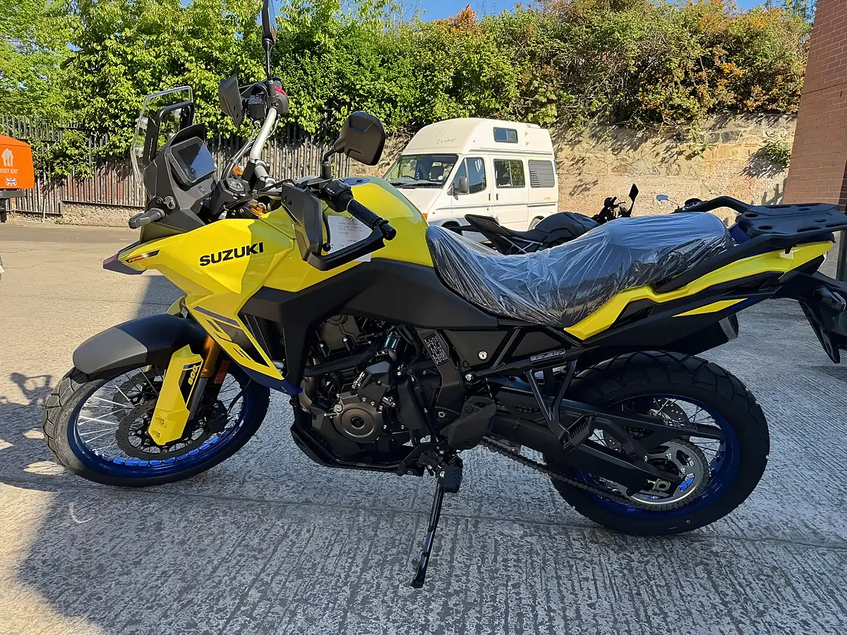 Used 2026 Suzuki V-Strom 800 De - Interior and Exterior details 5