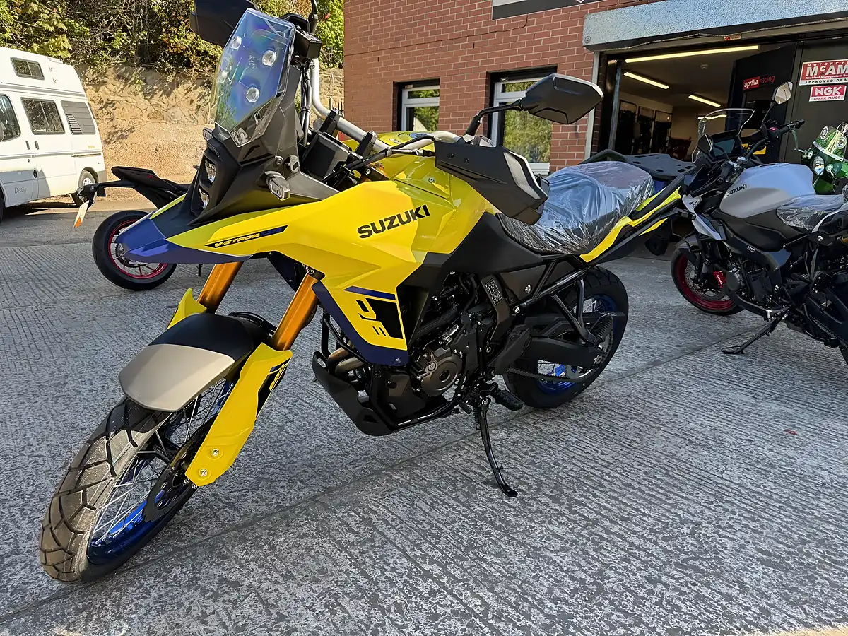 Used 2026 Suzuki V-Strom 800 De - Interior and Exterior details 6