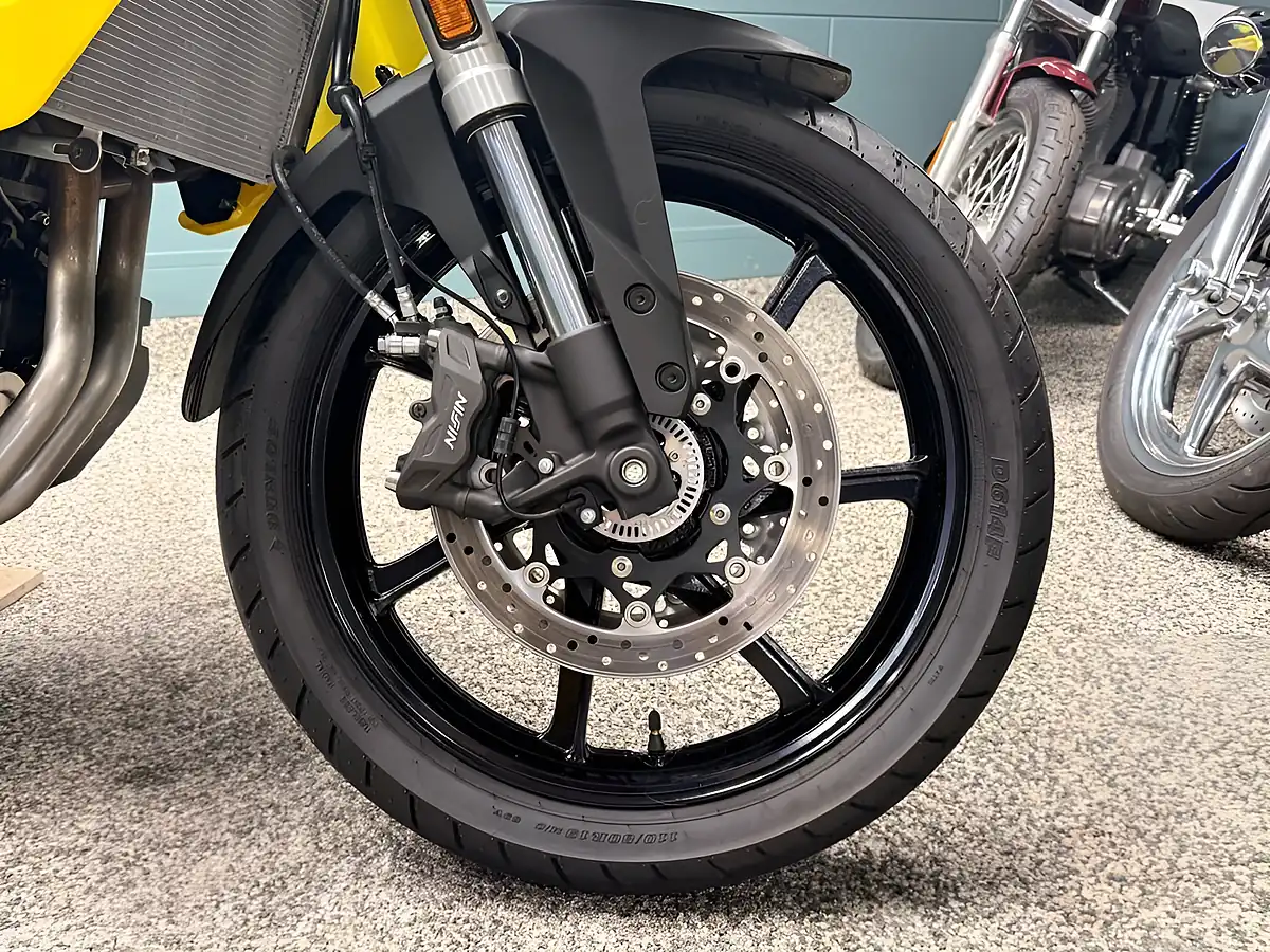 Used 2026 Suzuki V-Strom 800 Re Adventure Black - Interior and Exterior details 12