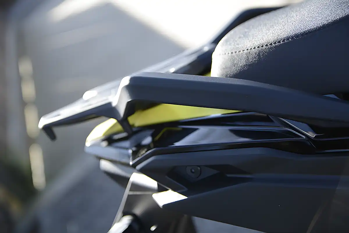 Used 2026 Suzuki V-Strom 800 Re Black - Interior and Exterior details 11