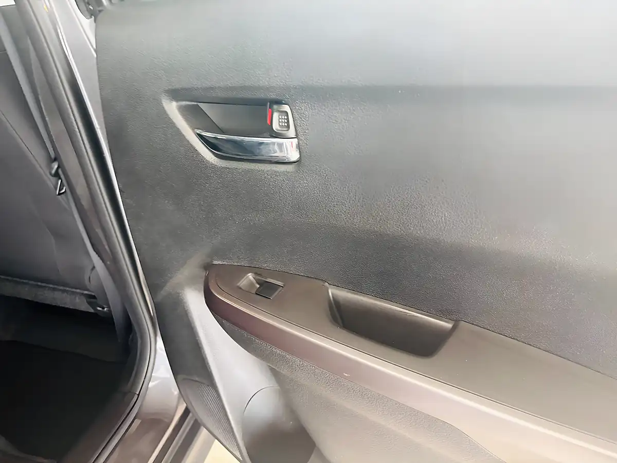 Used 2026 Suzuki Vitara Motion Grey - Interior and Exterior details 15