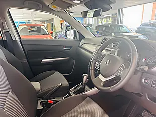 Used 2026 Suzuki Vitara Motion Grey - Interior and Exterior details 16